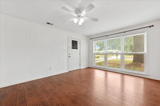 Photo - 2334 Ranchland Dr