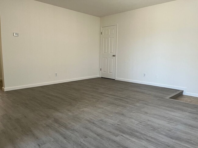 Building Photo - 1744 Noranda Dr Rental
