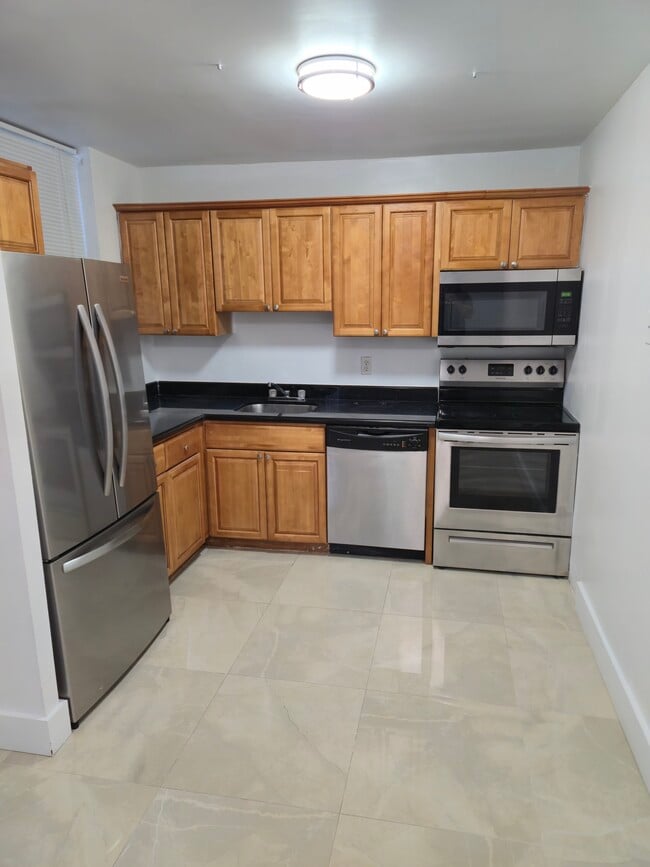 Photo - 1801 S Treasure Dr Unit 1801 S Treasure Dr