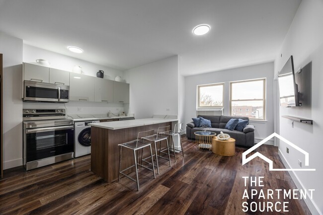 Photo - 1556 W Hollywood Ave Apartment