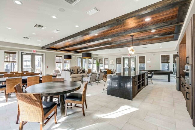 Parks at Hunters Creek apartments — community photo