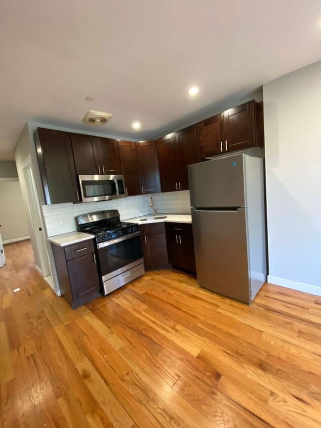 Photo - 52D  Yonkers-APT 3 Unit APT 3