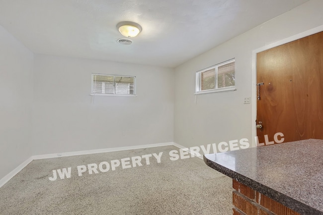 124 Lake Ave Unit A