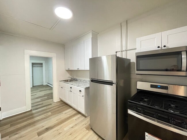 Photo - 49 Pennacook St Unit 1