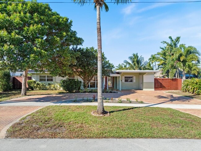 Photo - 1001 SE 5th Ave