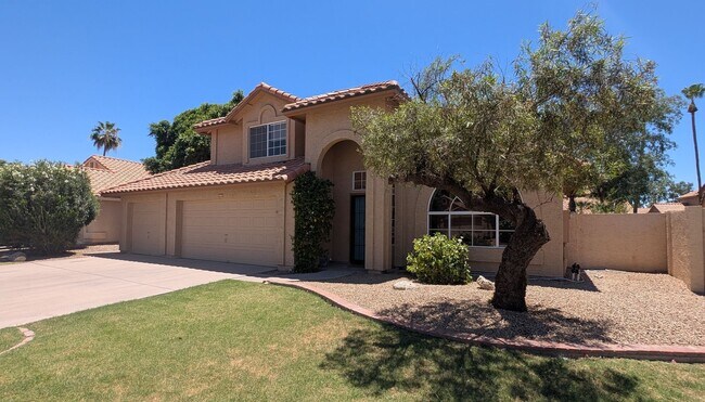 Photo - 4 Bedroom Home in the Waters Edge at Ocotillo Community Near W Queen Creek Rd and S Dobson Rd!