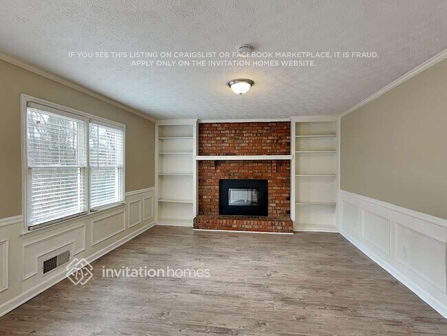 Photo - 943 Rockcrest Ct