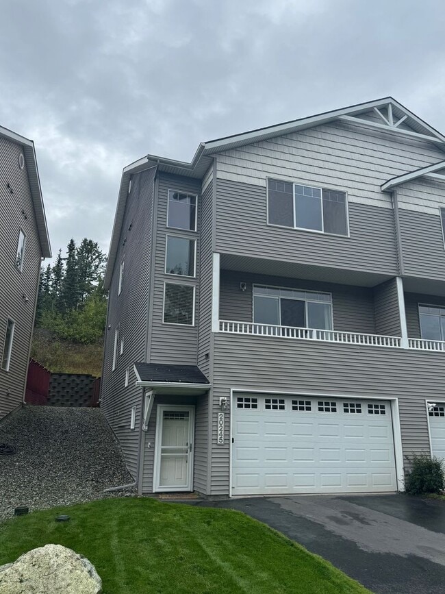 Building Photo - 3 Bed, 2.5 Bath Condo in Eagle River
