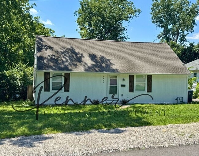 Building Photo - 8446 Oak St