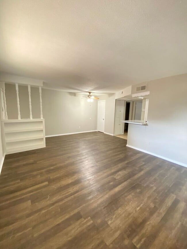 Photo - Large 1 BED 1 BATH