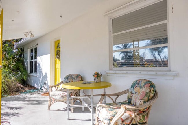 Photo - 3450 NE Linda Dr