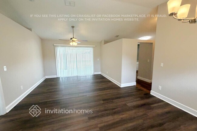 Photo - 676 Regency Way