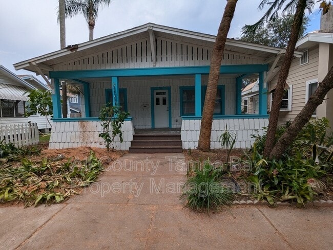 Building Photo - 712 S Bungalow Terrace Rental