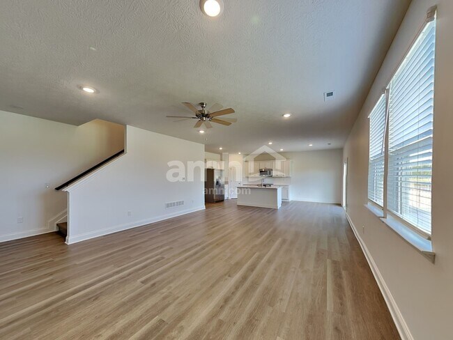 Photo - 9172 Henley Ave