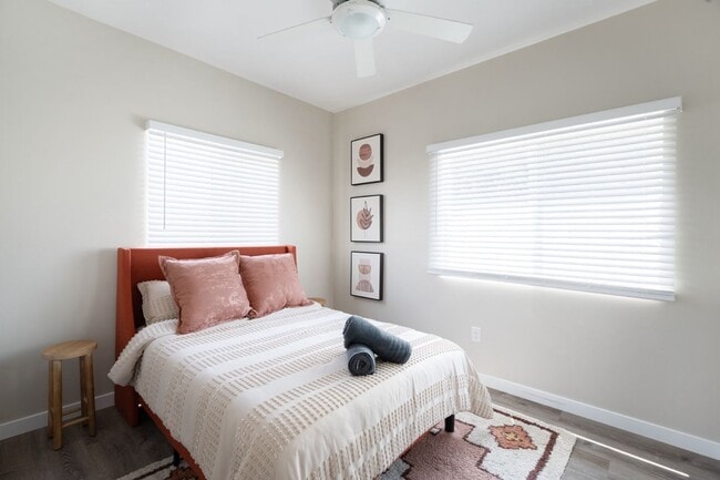 Photo - Spacious turfed yard!