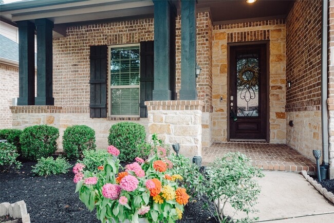 Photo - 2718 Misty Laurel Ct