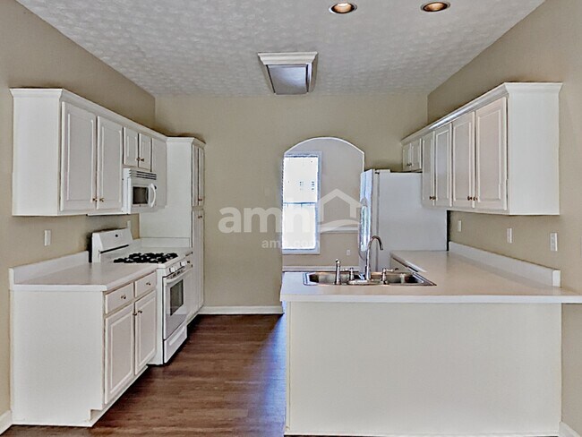 Photo - 136 Spring Meadows Ave