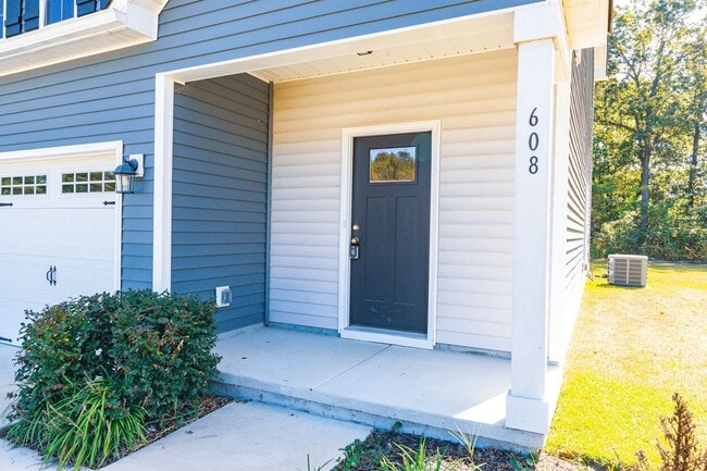 Photo - MOVE-IN READY