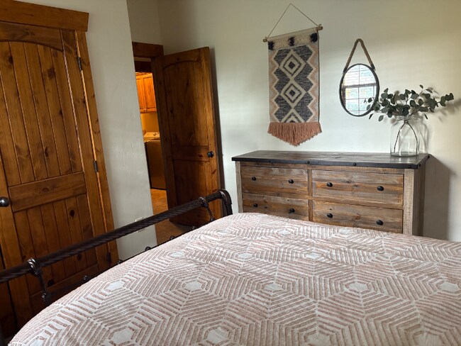 Photo - 715 Moraine Ct Unit 24