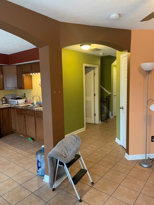 Photo - 3 Bedroom 3 Bath House with 2 Car Garage