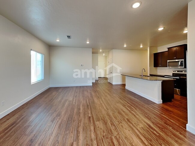 Photo - 1829 N Montgomery Way