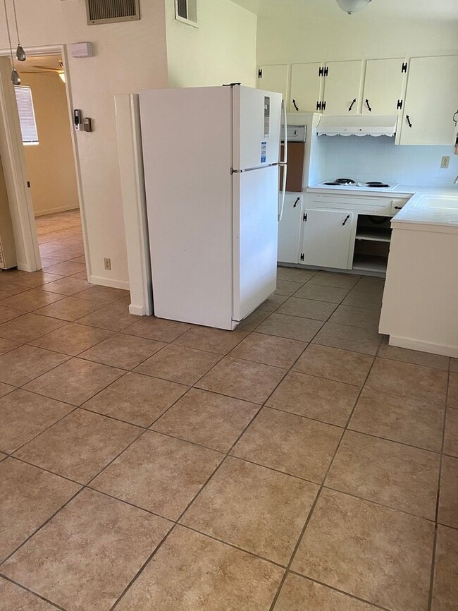 Photo - Townhome For Rent