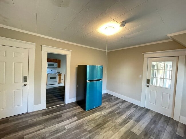 Photo - 325 Amherst St Unit 2