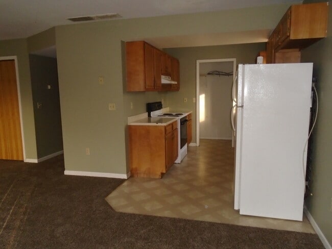 Photo - 615 N 4th St