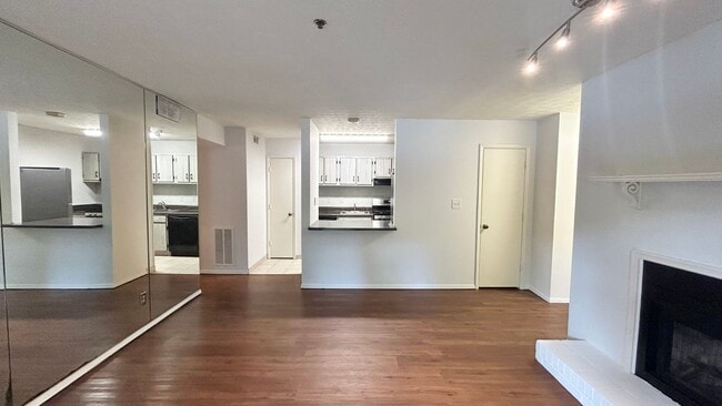 Photo - Vinings Run 1 Bedroom Condo, Minutes from ...