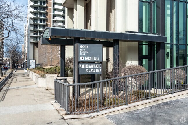 Entry - Malibu Condominiums