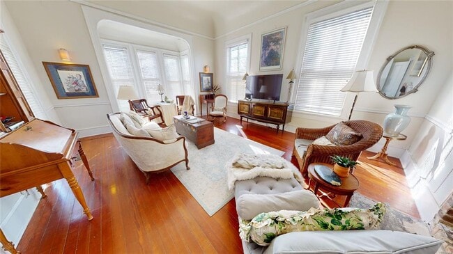 Photo - 648 Clayton St