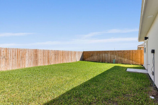 Photo - 701 Cathedral Hl Apartments Unit 3