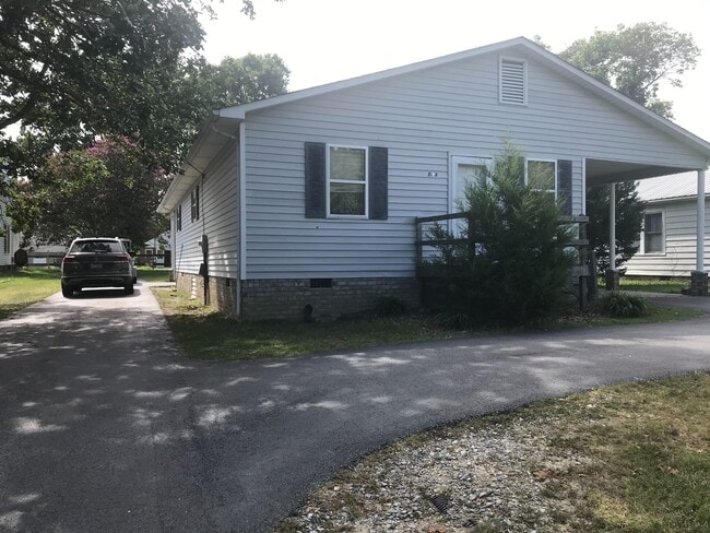 Building Photo - 963 Unit 816-B
