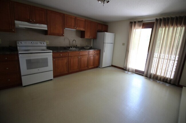 Photo - 84 Franklin St Unit 1