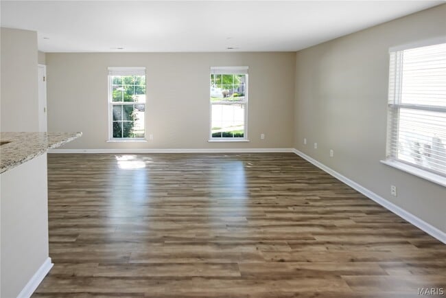 Photo - 48 Stonewall Creek Ct