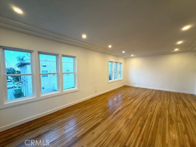 Photo - 1946 S Bronson Ave