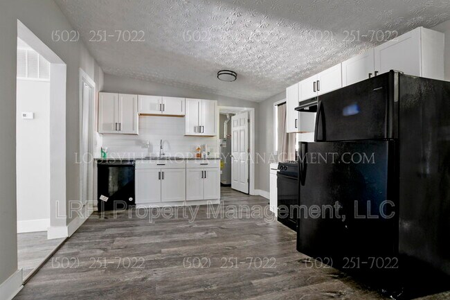 Photo - 823 Beecher St