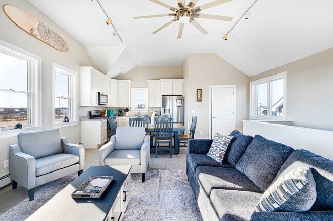 Photo - 12 Epping Ave Unit ID1333667P