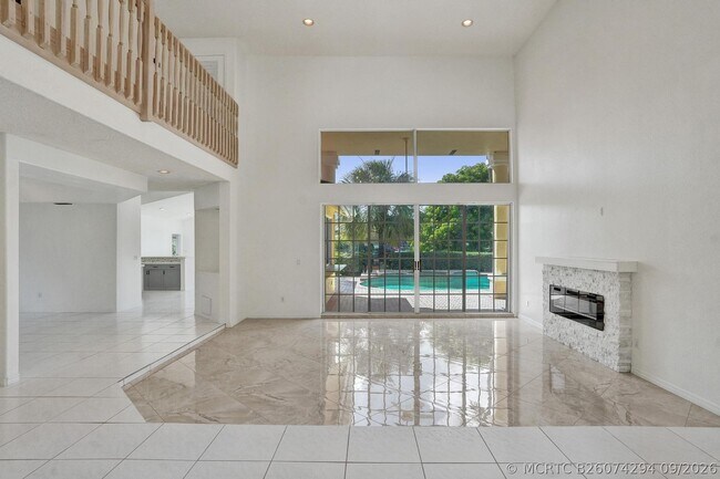 Photo - 11340 Lakeshore Dr