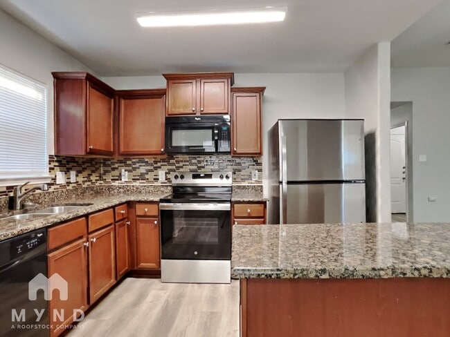 Photo - 6938 Orchid St