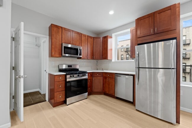 Photo - 916 Willow Ave Apartment Unit 3