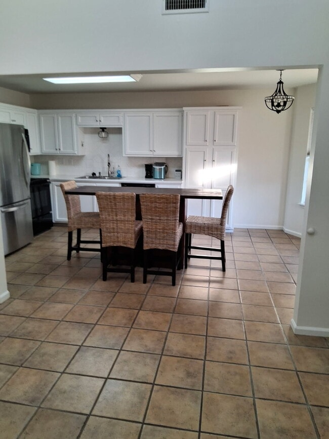 Photo - 512 Cane Dr