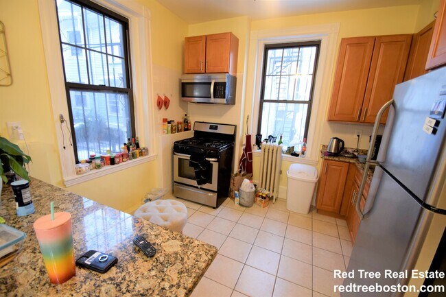 Photo - 57 Brighton Ave Unit 3