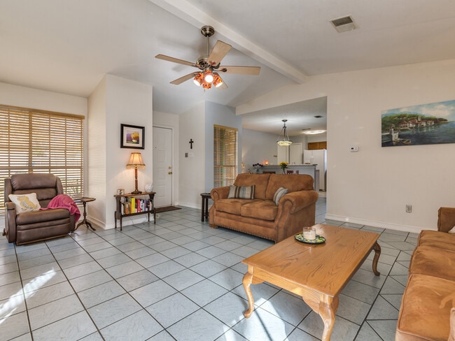 Photo - 8309 Horton Trail