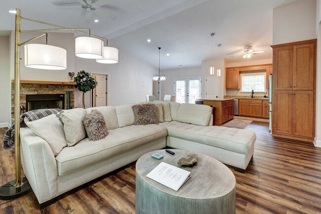 Photo - 1428 Power Dam Rd Unit ID1386724P