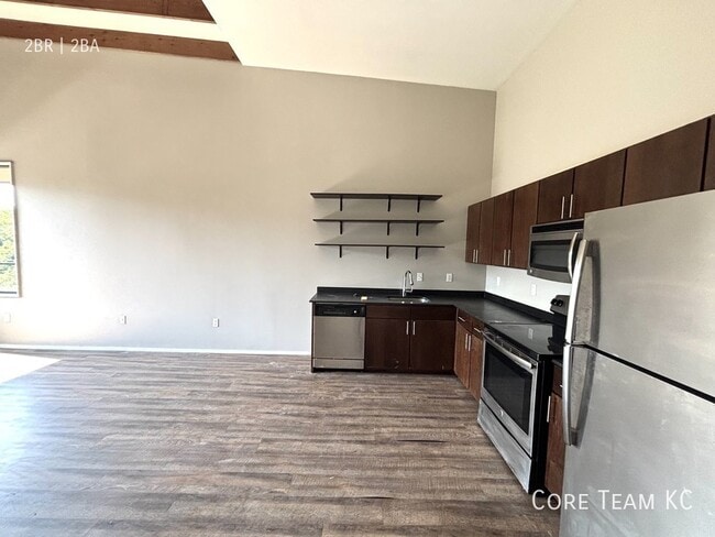 Photo - 3632 Gillham Rd Unit N303