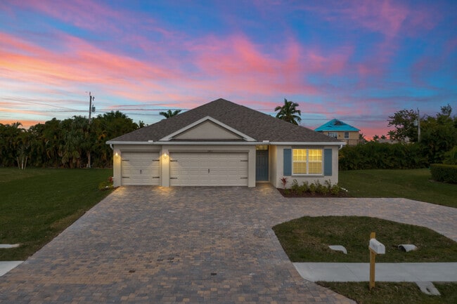 Photo - 1903 Cape Coral Pky W Casa