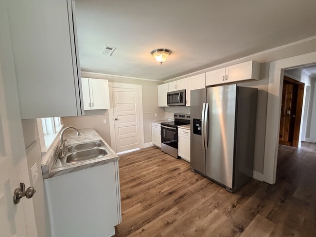 Photo - 416 W Washington St