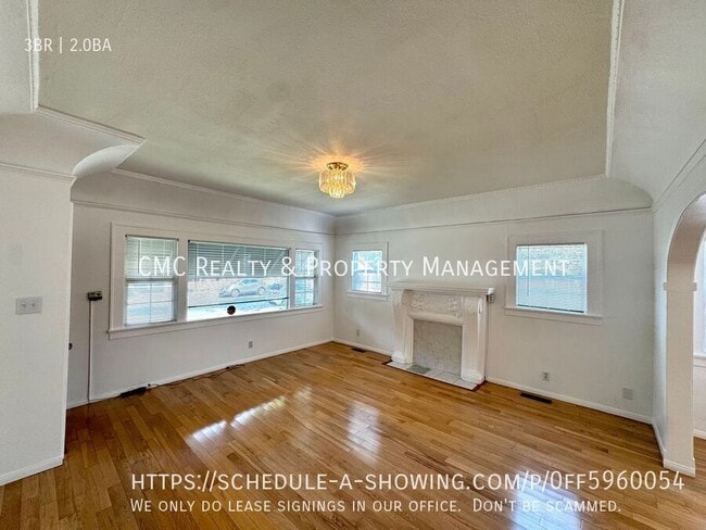 Building Photo - 234 Roswell Ave Rental