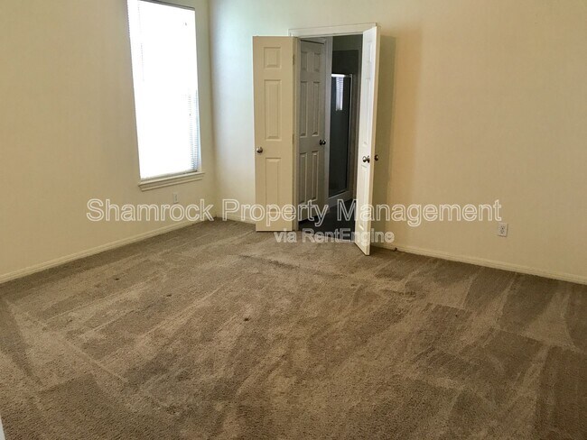 Photo - 3068 Clydesdale Way Townhome